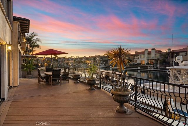 3311 Bounty Circle, Huntington Beach, CA 92649
