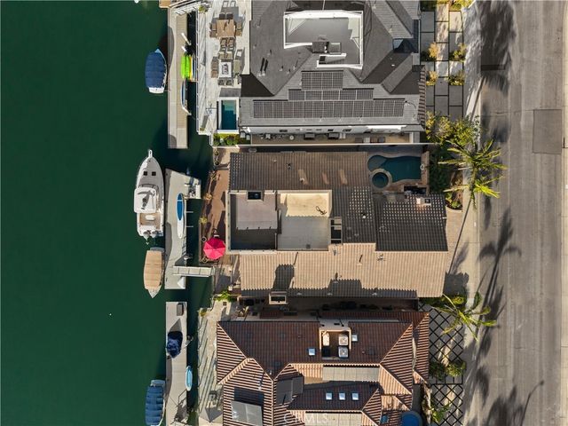 3311 Bounty Circle, Huntington Beach, CA 92649