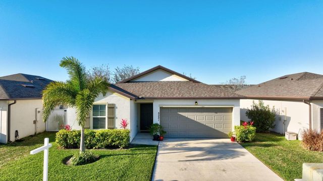 5221 Armina Place, Fort Pierce, FL 34951