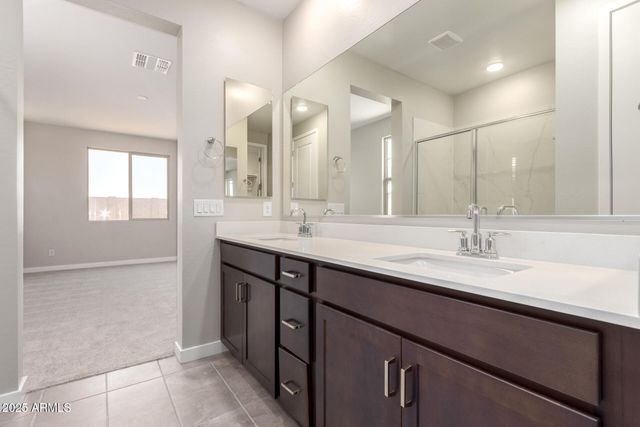 31619 N SHADY PASTURE Lane, San Tan Valley, AZ 85143