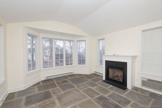 792 Farmington Avenue APT 106, Farmington, CT 06032