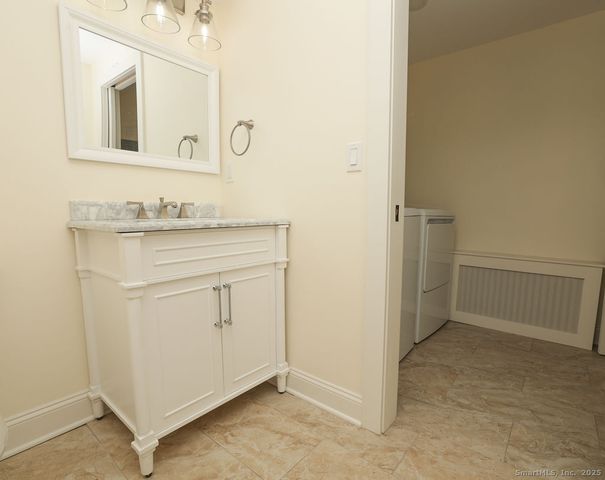 792 Farmington Avenue APT 106, Farmington, CT 06032