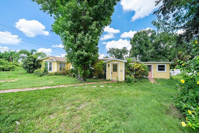 6709 PROCTOR ROAD, Sarasota, FL 34241