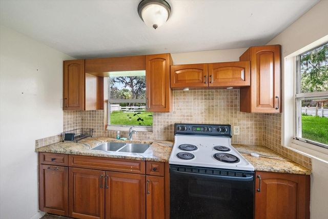 6709 PROCTOR ROAD, Sarasota, FL 34241