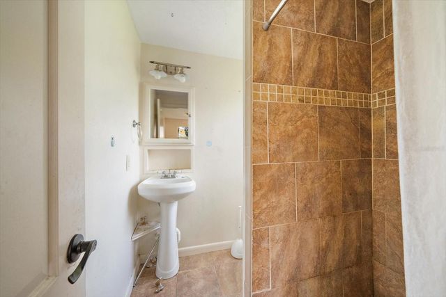 6709 PROCTOR ROAD, Sarasota, FL 34241