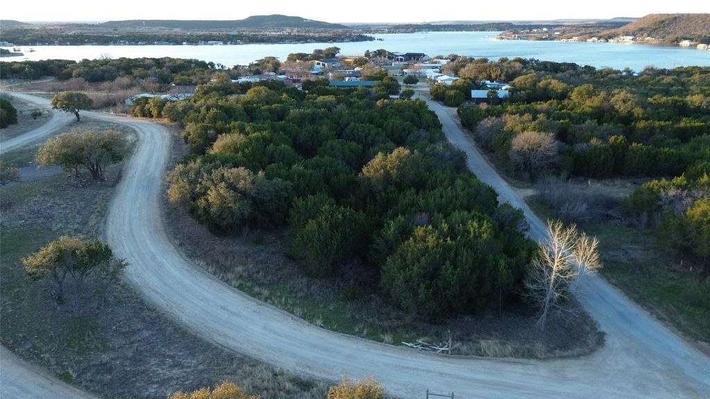 5291 Lakeshore Drive, Graham, TX 76450