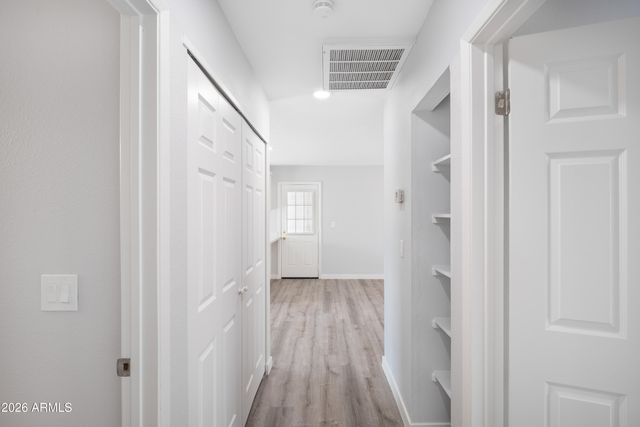 3047 W GREENWAY Road, Phoenix, AZ 85053