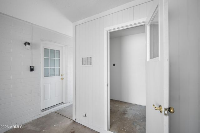 3047 W GREENWAY Road, Phoenix, AZ 85053