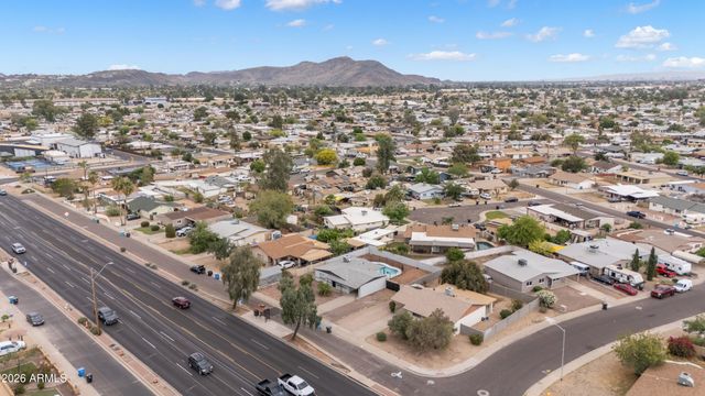 3047 W GREENWAY Road, Phoenix, AZ 85053