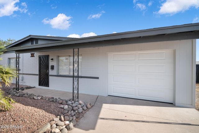 3047 W GREENWAY Road, Phoenix, AZ 85053