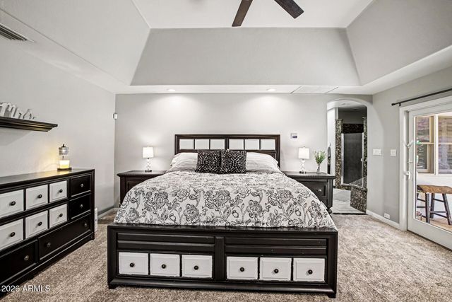 19460 E SONOQUI Boulevard, Queen Creek, AZ 85142