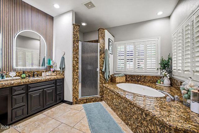 19460 E SONOQUI Boulevard, Queen Creek, AZ 85142