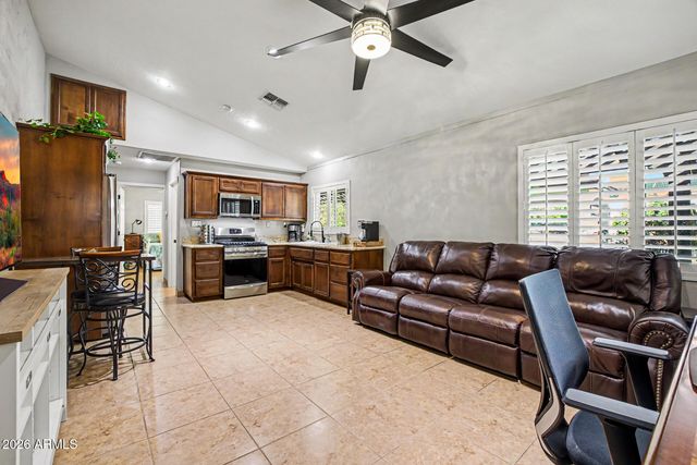 19460 E SONOQUI Boulevard, Queen Creek, AZ 85142