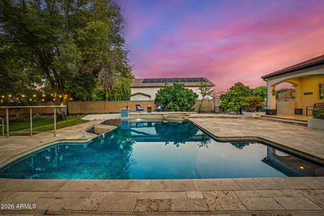 19460 E SONOQUI Boulevard, Queen Creek, AZ 85142