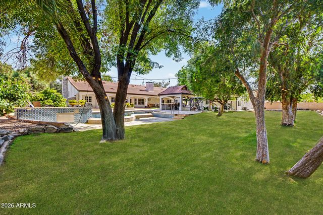 19460 E SONOQUI Boulevard, Queen Creek, AZ 85142