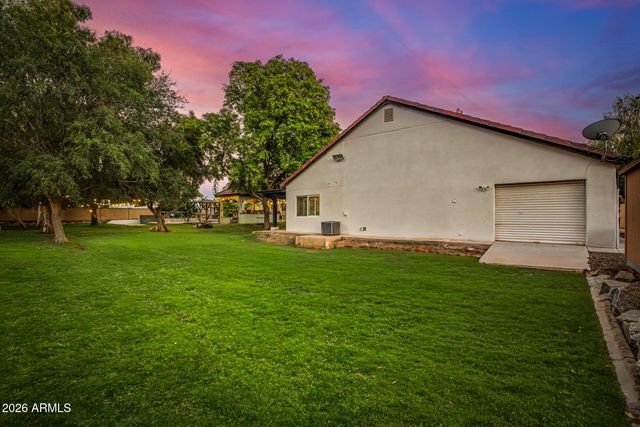 19460 E SONOQUI Boulevard, Queen Creek, AZ 85142