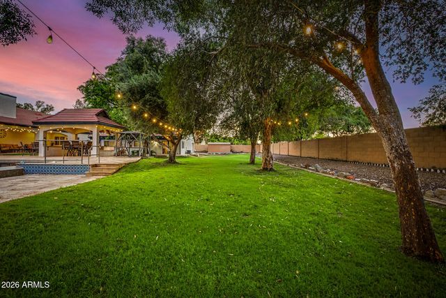 19460 E SONOQUI Boulevard, Queen Creek, AZ 85142