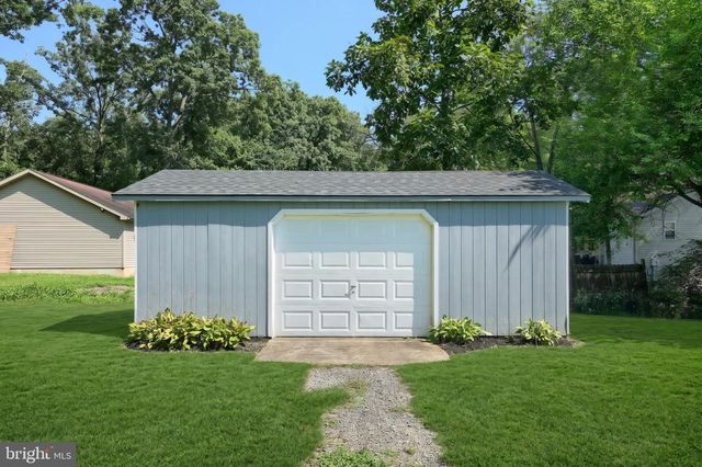 231 LAKE MEADE DR, East Berlin, PA 17316