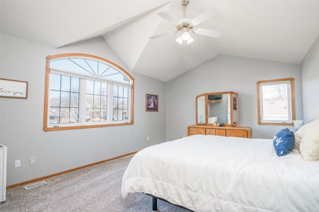 4850 Augusta Lane, Pleasant Hill, IA 50327