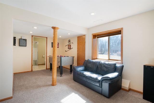 4850 Augusta Lane, Pleasant Hill, IA 50327
