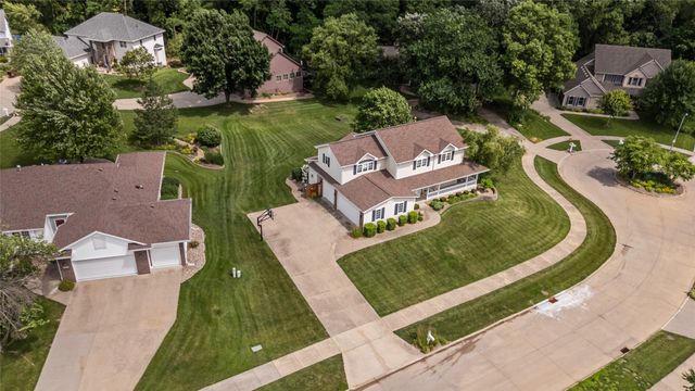 4850 Augusta Lane, Pleasant Hill, IA 50327