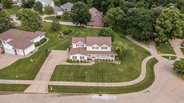 4850 Augusta Lane, Pleasant Hill, IA 50327