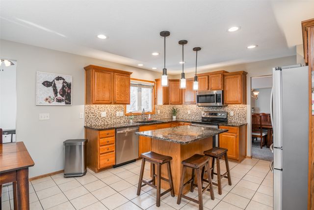 4850 Augusta Lane, Pleasant Hill, IA 50327