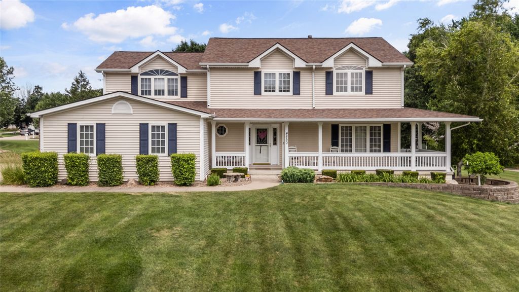 4850 Augusta Lane, Pleasant Hill, IA 50327