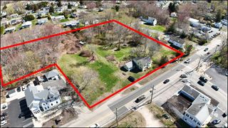 213 Boston Post Road, Waterford, CT 06385