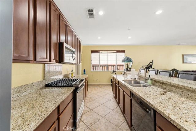 17930 Red Alder Road, San Bernardino, CA 92407