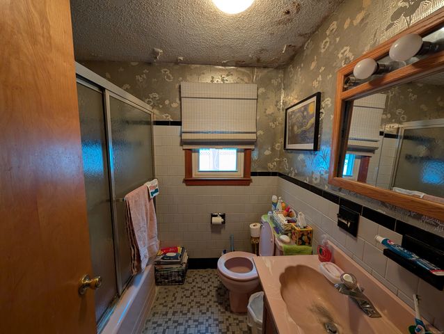 366 Burr Street, New Haven, CT 06512