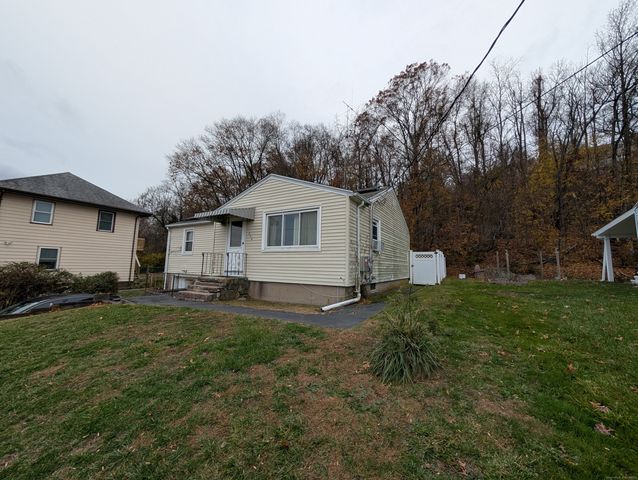 366 Burr Street, New Haven, CT 06512