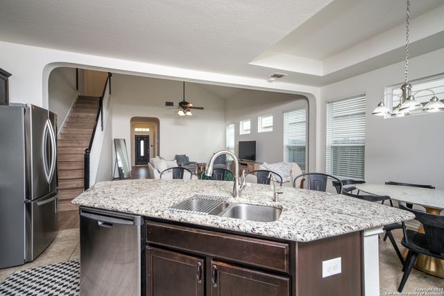 120 JOLIE CIR, Boerne, TX 78015