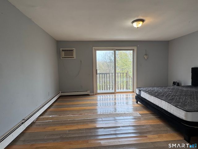 158 River Road, Shelton, CT 06484