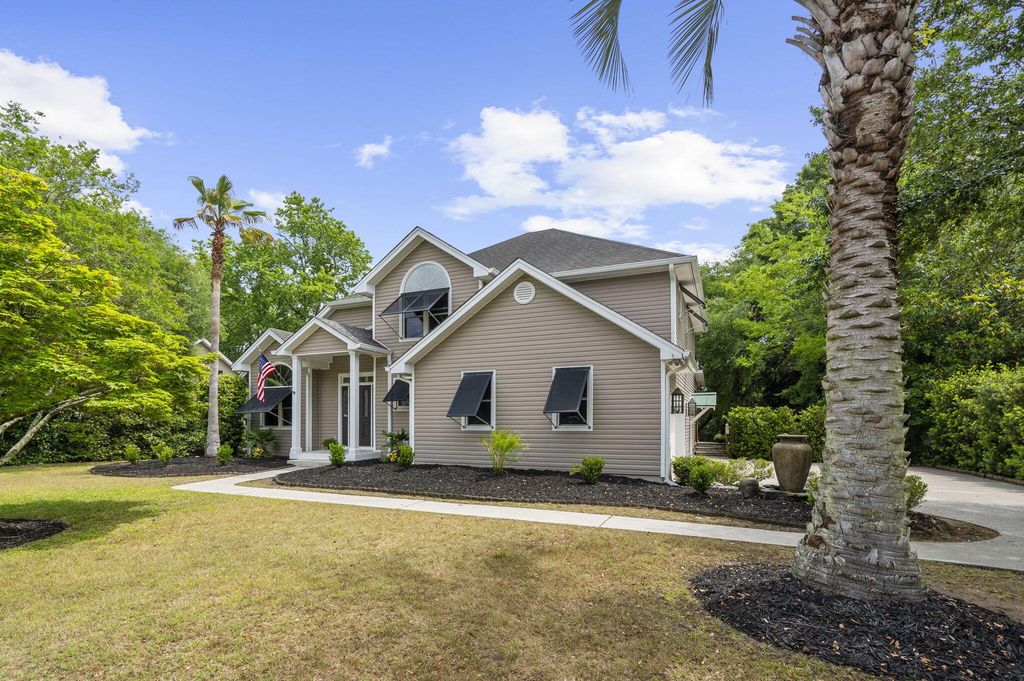 Image 3 of property listing at 516 Rice Planters Drive, Mount Pleasant, SC 29464