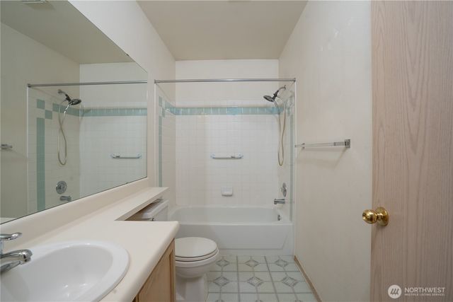 5209 79th Street SW, Lakewood, WA 98499