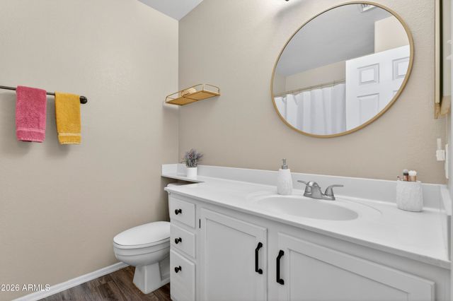 437 S SUNRISE Drive, Gilbert, AZ 85233