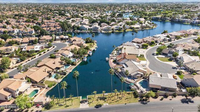 437 S SUNRISE Drive, Gilbert, AZ 85233