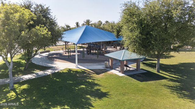437 S SUNRISE Drive, Gilbert, AZ 85233