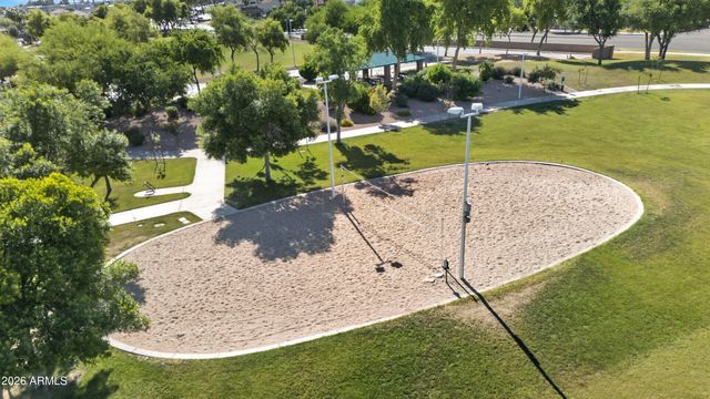 437 S SUNRISE Drive, Gilbert, AZ 85233