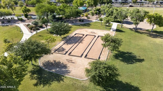437 S SUNRISE Drive, Gilbert, AZ 85233