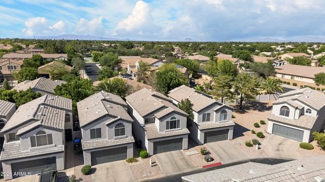 437 S SUNRISE Drive, Gilbert, AZ 85233