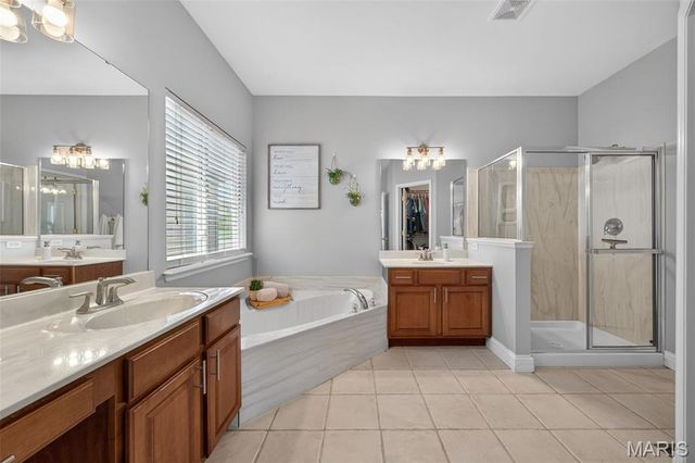 220 Andrea Lynne Dr. Drive, Wentzville, MO 63385