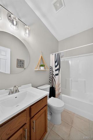 220 Andrea Lynne Dr. Drive, Wentzville, MO 63385