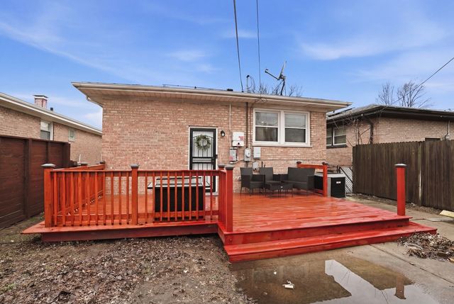 295 Prairie Avenue, Calumet City, IL 60409