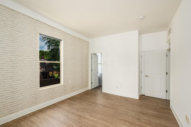 113 E Mithoff Street, Columbus, OH 43206