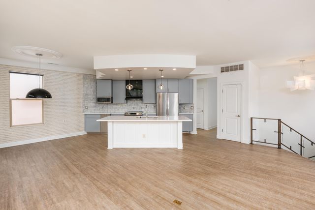 113 E Mithoff Street, Columbus, OH 43206