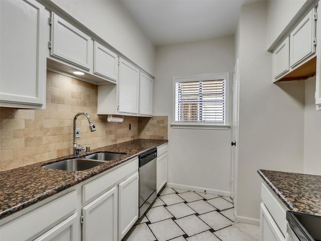 4001 Tanglewilde Street 605, Houston, TX 77063
