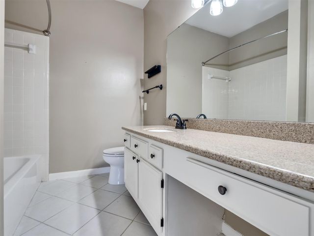 4001 Tanglewilde Street 605, Houston, TX 77063