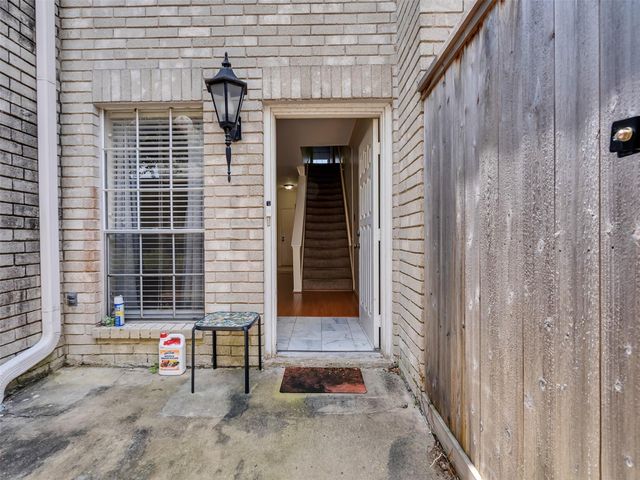 4001 Tanglewilde Street 605, Houston, TX 77063